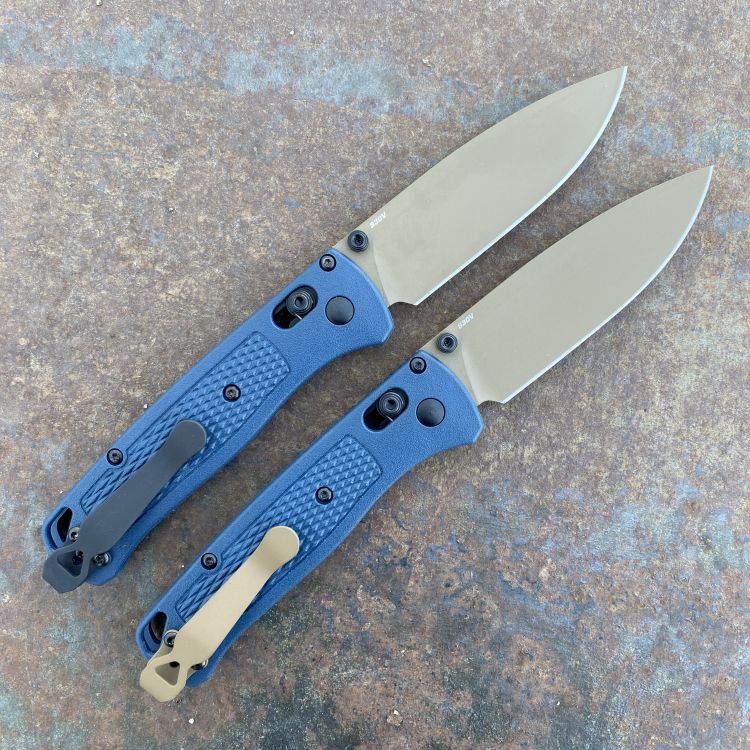 Benchmade Bugout Crater Blue Polymer Scales 3.2" FDE S30V Blade Folding Knife