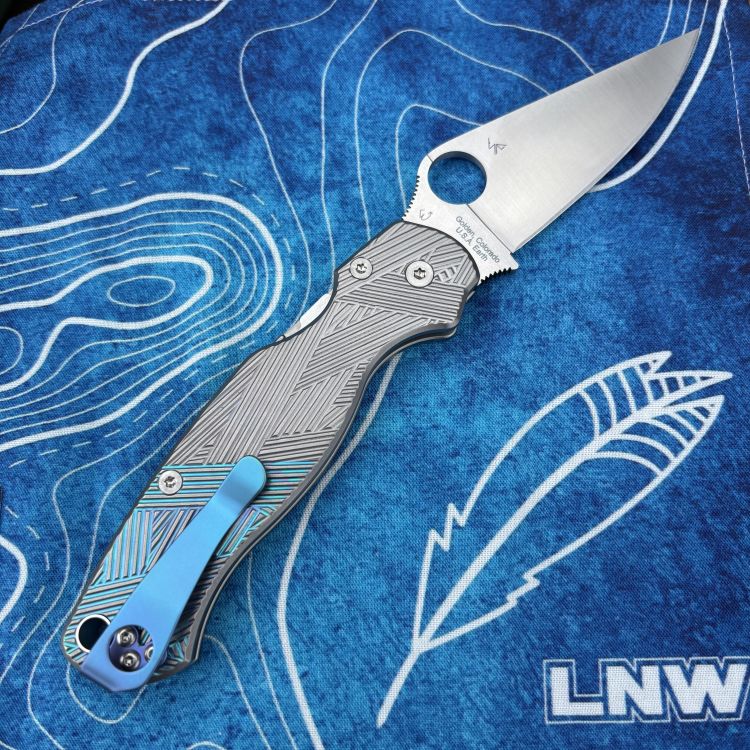 Spyderco Paramilitary 2(PM2) Dual-Tone Metallic Teal Samurai Titanium Scales Satin S45V MOD Knife