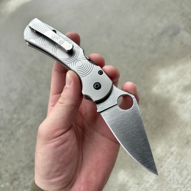 Spyderco Para 3 LW MOD 3 Skinny Rain Drops Titanium Scale Kit